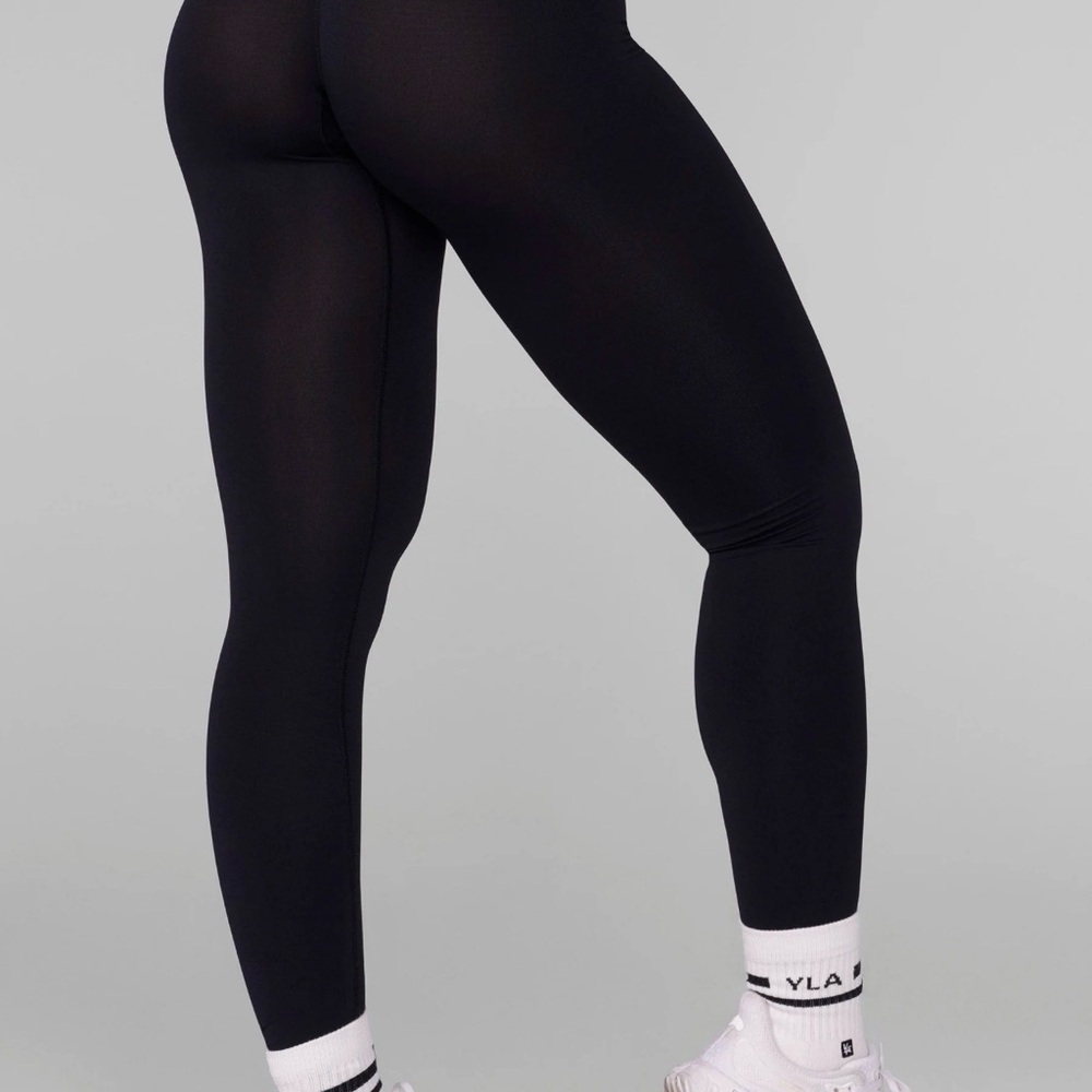 YoungLA W275 LIFT SEAMLESS LEGGINGS